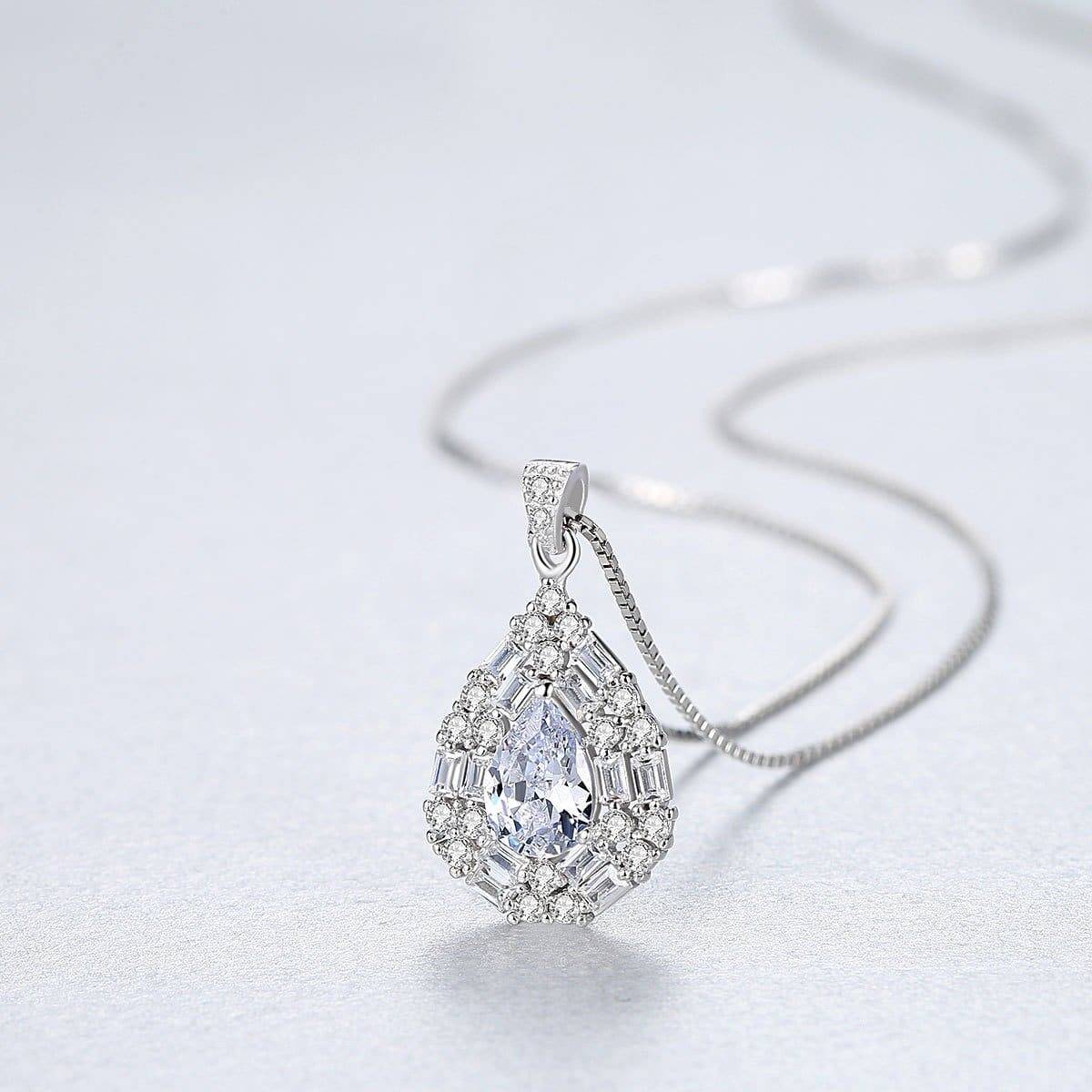 Collier-en-argent-incruste-3A-zircon-design-en-forme-de-goutte.-SN0140-demo-04.jpg