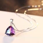 Collier-en-argent-pendentif-en-pierre-arc-en-ciel-S925.-SN0105-demo-03.jpg