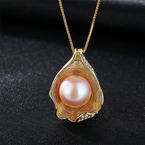 Collier-en-perles-dargent-galvanise-18K.-Design-coquille.-FN0018-demo-06.jpg