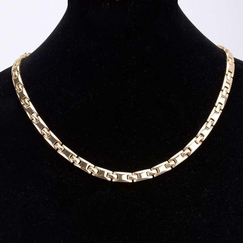 Collier-energetique-en-acier-titane-TY002XQJ-01.jpg