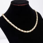 Collier-energetique-en-acier-titane-TY002XQJ.jpg