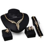 Ensemble-bijoux-en-alliage-quatre-pieces-61154031-1.jpg