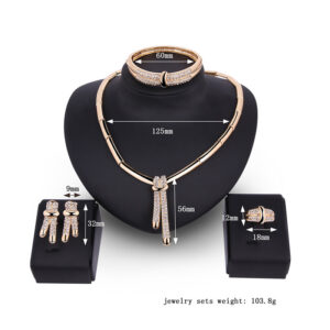Ensemble-bijoux-en-cristal-plaque-or-61164324-2.jpg