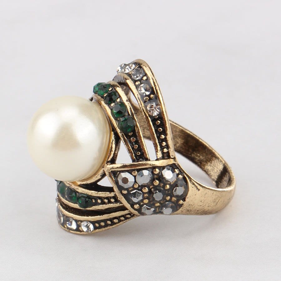 Ensemble-bijoux-femme-en-or-perle-bague-collier-boucles-doreilles.T0164-demo-4.jpg