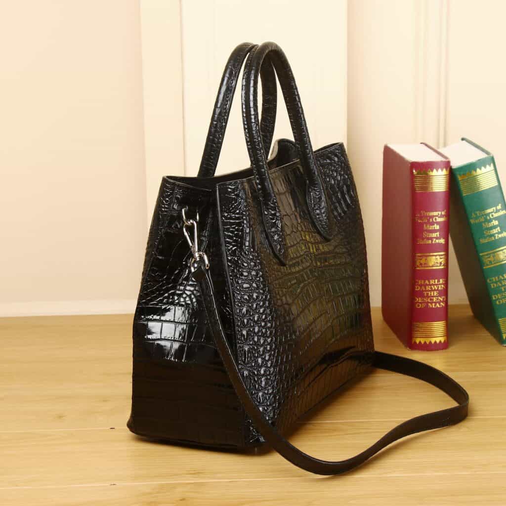 Women's leather bag with crocodile pattern, large capacity 8108 demo 04