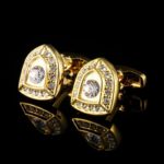 Boutons de manchette en diamant, bouclier or, Français. RL-G08010-1.jpg