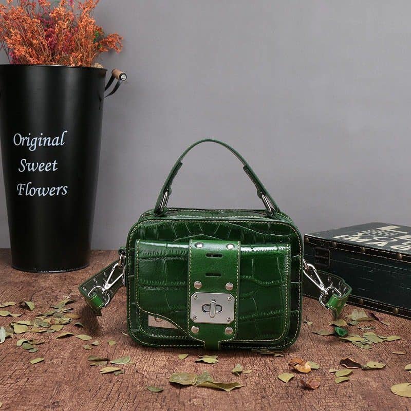 Sac à main cuir femmes, sac à bandoulière, style sauvage. A908 vert