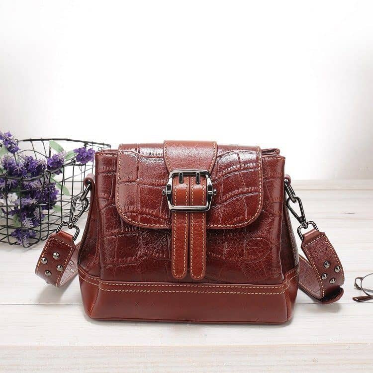 Sac à main en cuir femmes, sac en bandoulière en cuir de vachette. A649 BRUN FONCE