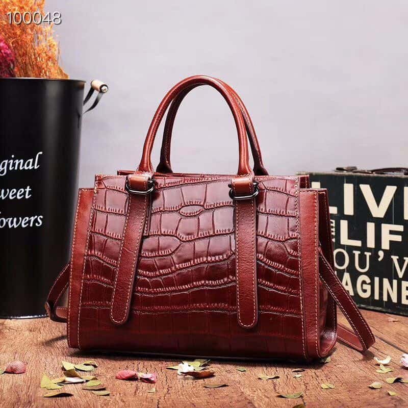 Sacs à main cuir femmes, sac Messenger, tempérament motif crocodile.551 brun foncé 01