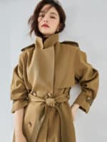Manteau coupe-vent court et élégant en cuir 23108-04