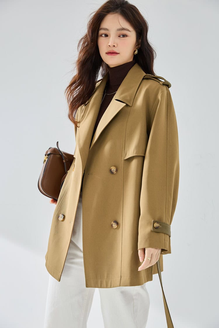 Short, elegant windbreaker coat with leather sleeves 23108 demo 02