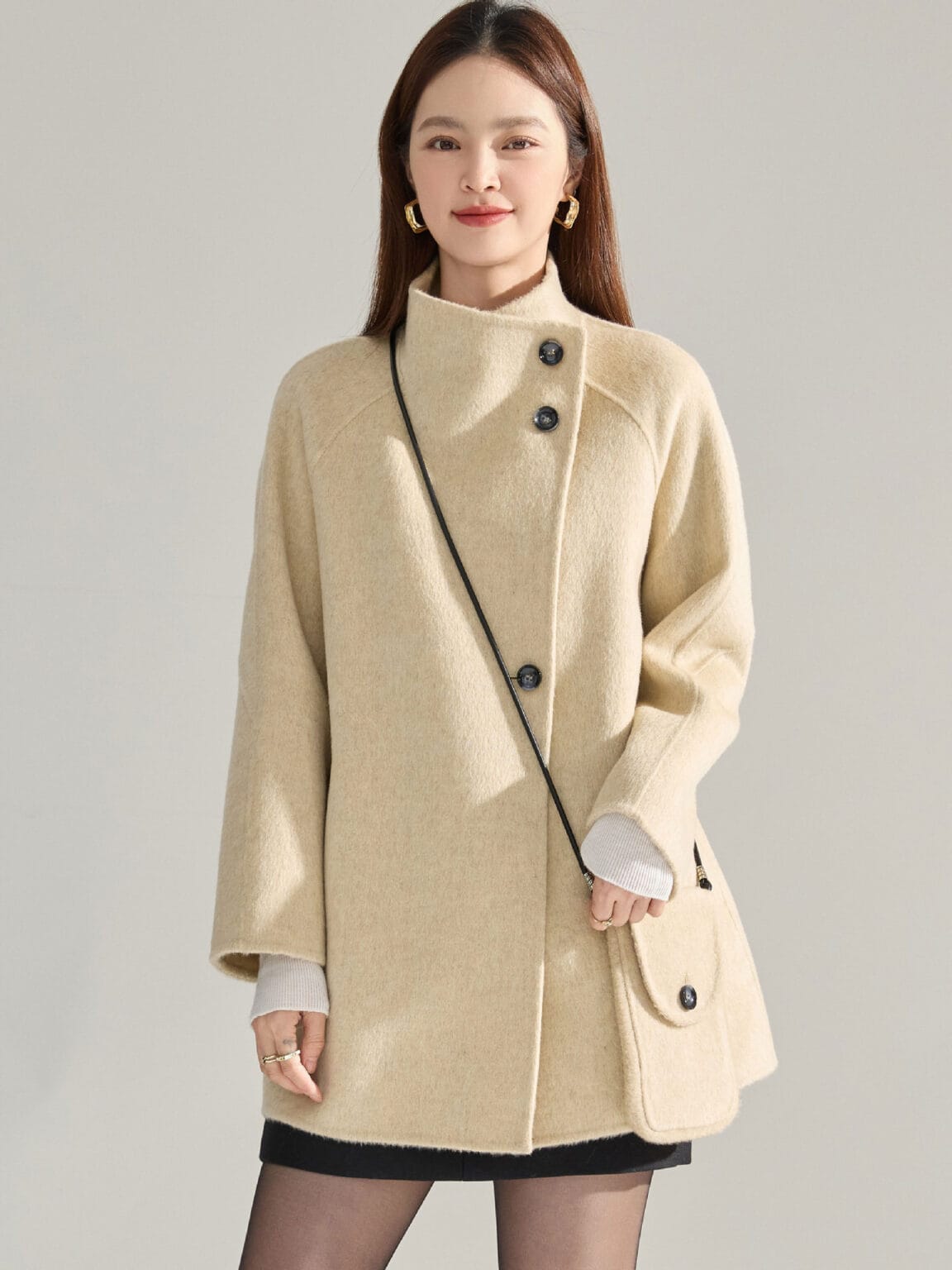 Manteau mi-long en laine double face,col montant 15932