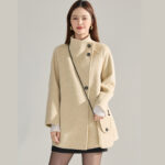 Manteau mi-long en laine double face,col montant 15932 N001