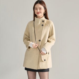 Manteau mi-long en laine double face,col montant 15932 beige 02