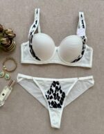 Ensemble soutien-gorge string en dentelle push-up à imprimé léopard EN003-03