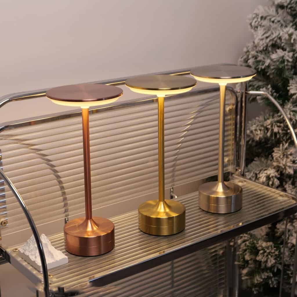 Lampe de table décorative tactile à induction en forme de I-06