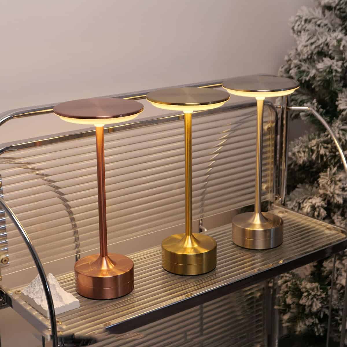 Lampe de table décorative tactile à induction en forme de I Demo 04