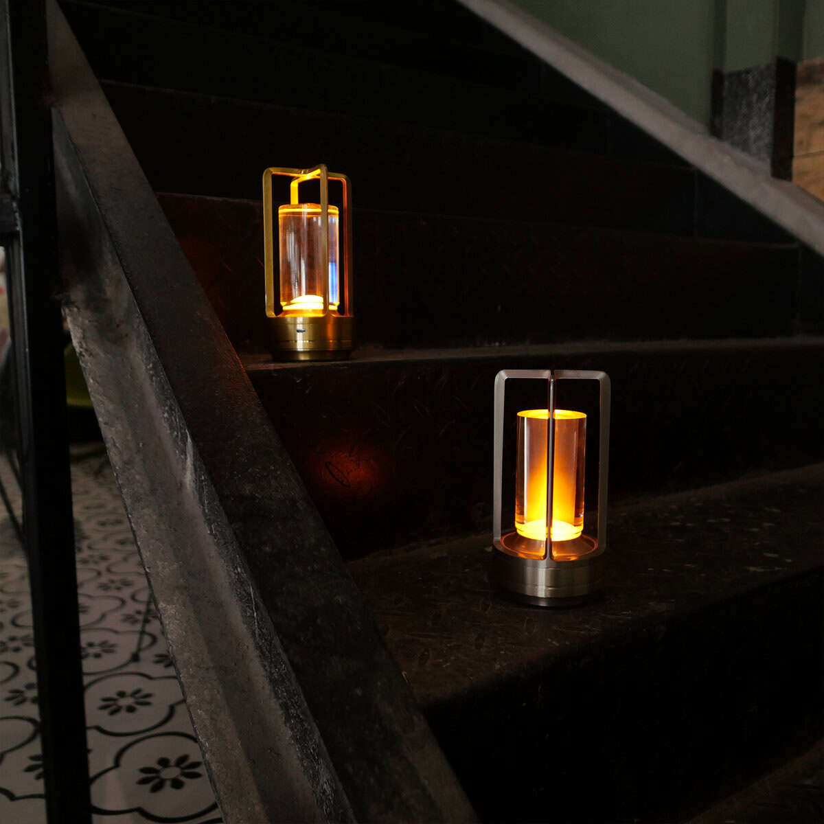 Lampe de table décorative tactile rechargeable 22786703950 Demo 06