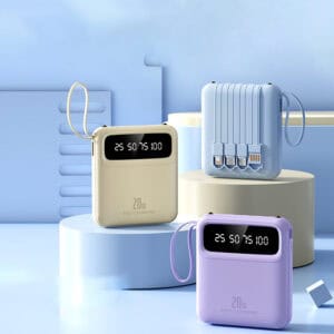 Chargeur portable compact et léger, compatible avec tous appareils USB, design moderne pastel.