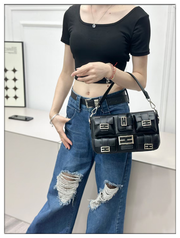Women's Leather Handbag, Large-Capacity Bag IT701 Demo 010