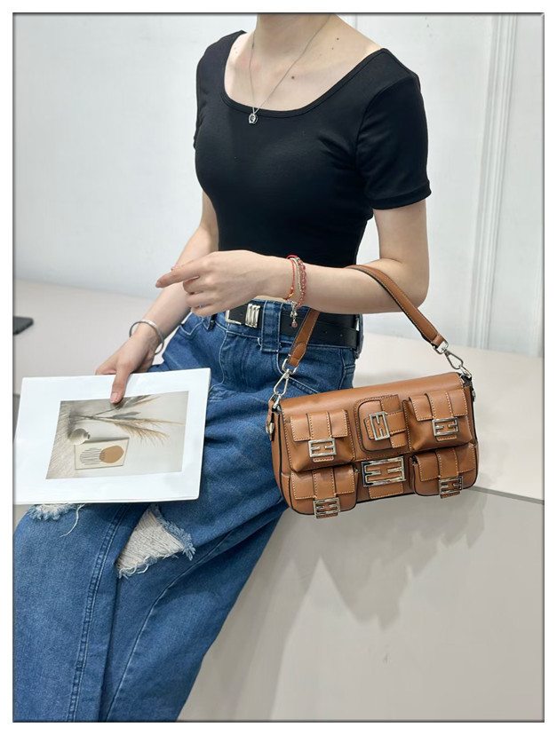 Women's Leather Handbag, Large-Capacity Bag IT701 Demo 06