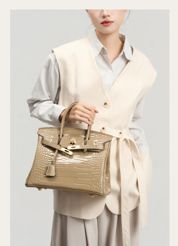 Luxury White Crocodile-Print Leather Women's Handbag KZGYBK 0 Demo 012