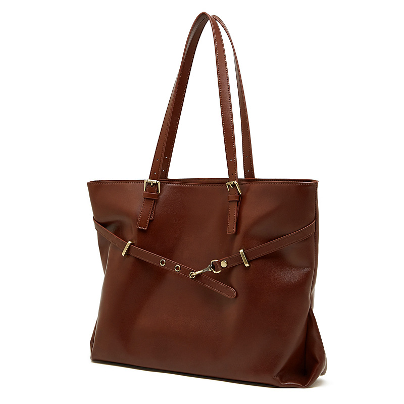 Sac en cuir fourre-tout femme. Sac en cuir tanné 3232-07