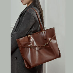 Sac en cuir fourre-tout femme. Sac en cuir tanné 3232nn