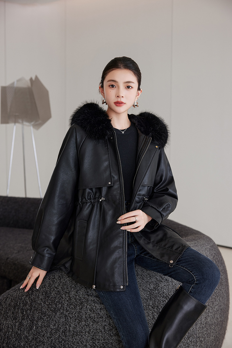 Veste en cuir femme, parka polaire, thermique 25029-01 Veste en cuir femme, parka polaire, thermique 25029-01